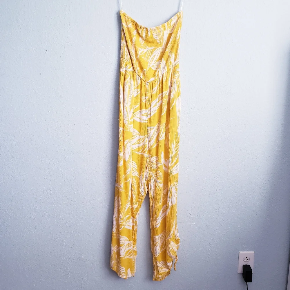 City Chic Yellow Sunshine Tropical Jumpsuit - Picture 2 of 7